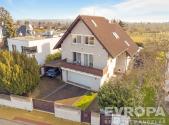 Prodej - dům/vila, 400 m²