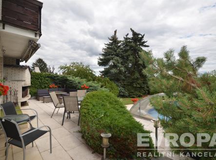 . | Prodej - dům/vila, 400 m²