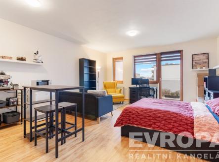 . | Pronájem bytu, 1+kk, 47 m²