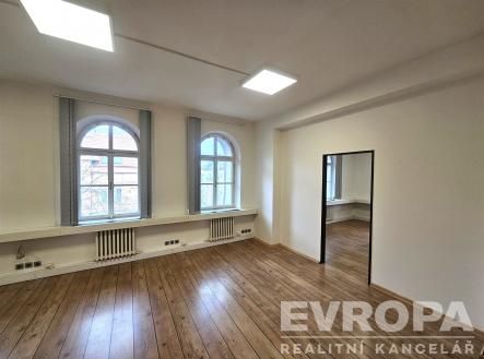 . | Pronájem - kanceláře, 63 m²