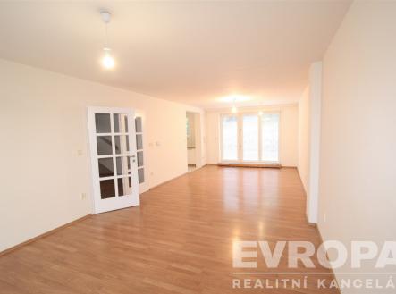 . | Prodej - dům/vila, 235 m²