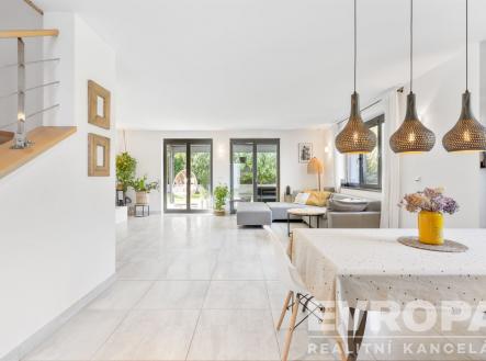 . | Prodej - dům/vila, 205 m²