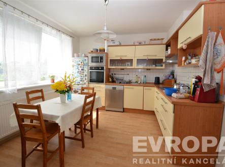 . | Pronájem bytu, 3+kk, 60 m²