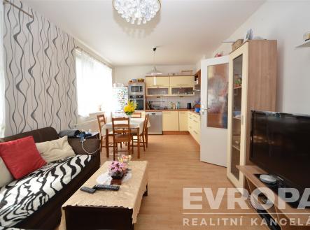 . | Pronájem bytu, 3+kk, 60 m²
