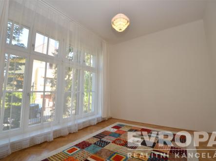 . | Pronájem bytu, 4+1, 150 m²