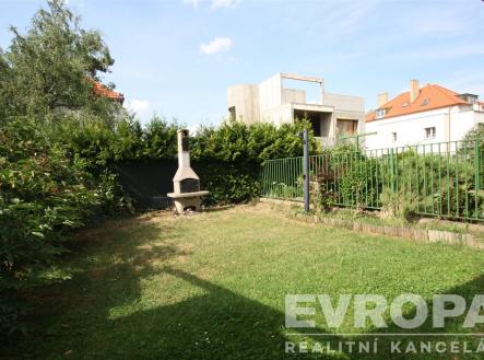 . | Pronájem bytu, 1+kk, 32 m²