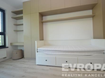 . | Pronájem bytu, 1+kk, 37 m²