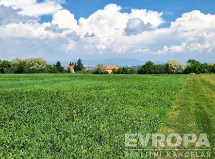 . | Prodej - pozemek pro bydlení, 30 111 m²