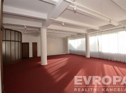 . | Pronájem - obchodní prostor, 104 m²