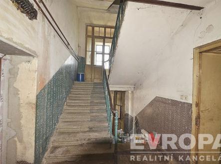 . | Prodej - dům/vila, 610 m²