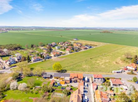 . | Prodej - pozemek pro bydlení, 866 m²