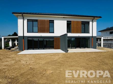 . | Prodej - dům/vila, 135 m²