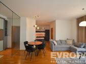 Pronájem bytu, 2+kk, 82 m²