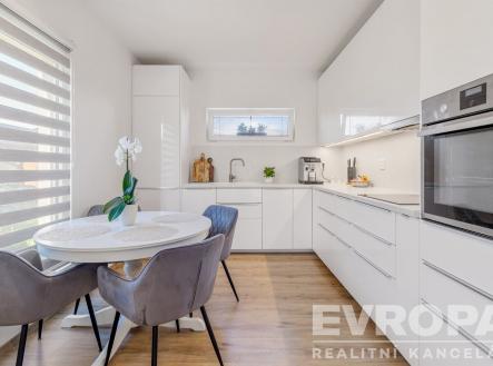 . | Prodej - dům/vila, 80 m²