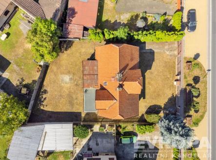 . | Prodej - dům/vila, 156 m²