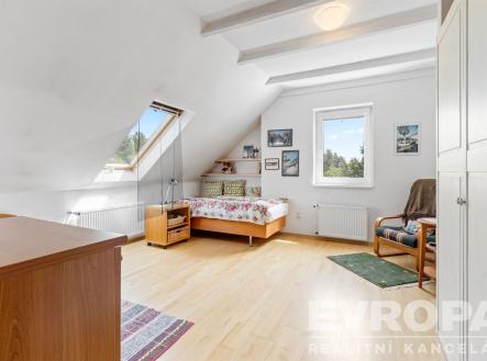 . | Prodej - dům/vila, 380 m²
