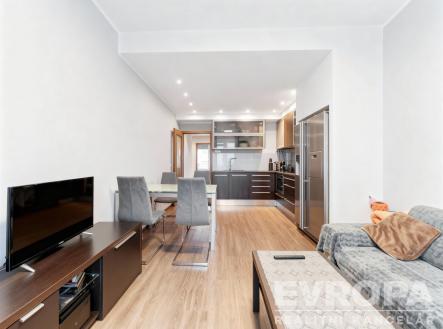 . | Prodej bytu, 2+kk, 49 m²