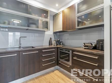 . | Prodej bytu, 2+kk, 49 m²