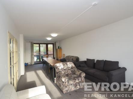 . | Prodej - dům/vila, 235 m²