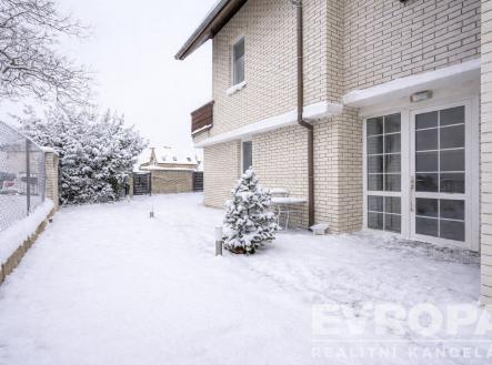 . | Prodej - dům/vila, 196 m²