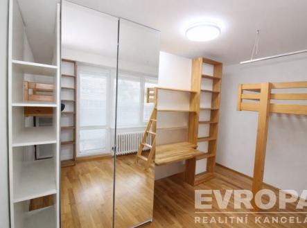 . | Pronájem bytu, 2+1, 60 m²