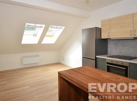 . | Pronájem bytu, 2+kk, 41 m²