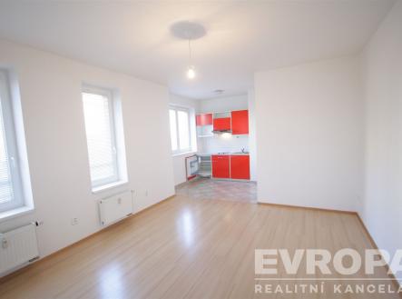 Pokoj a kuchyně | Prodej bytu, garsoniéra, 28 m²