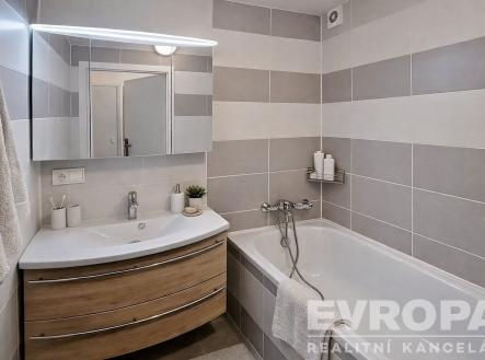 . | Prodej bytu, 3+1, 68 m²