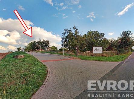 . | Prodej - pozemek pro bydlení, 898 m²