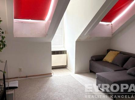 . | Pronájem bytu, 2+kk, 49 m²