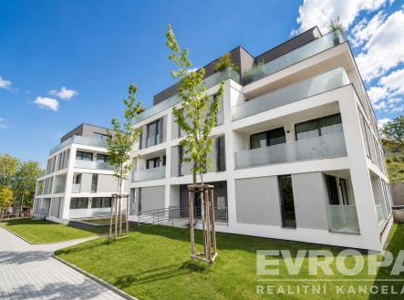 . | Pronájem bytu, 3+kk, 81 m²