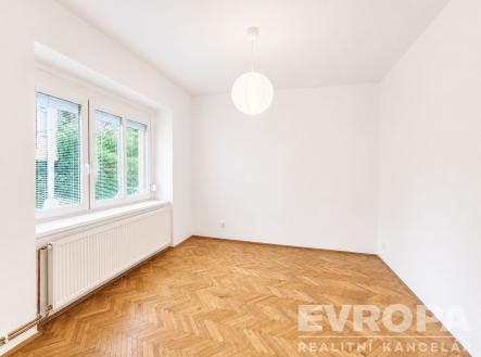 . | Pronájem bytu, 2+1, 56 m²