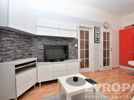 obývací prostor | Pronájem bytu, 2+kk, 40 m²