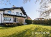 Pronájem - dům/vila, 350 m²