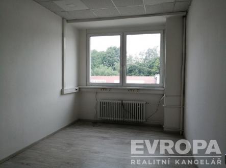 . | Pronájem - kanceláře, 75 m²