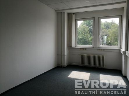 . | Pronájem - kanceláře, 75 m²