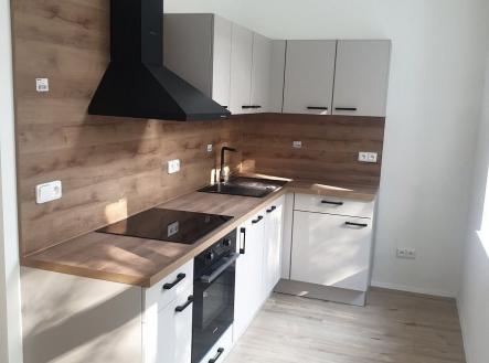 . | Pronájem bytu, 3+kk, 53 m²