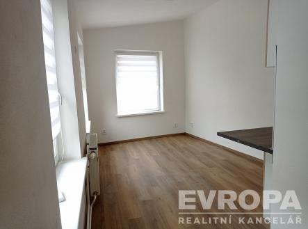 . | Pronájem bytu, 1+kk, 18 m²