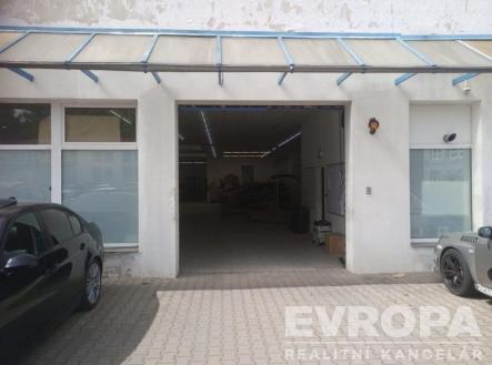 . | Pronájem - obchodní prostor, 665 m²