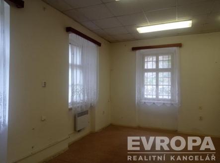 . | Pronájem - skladovací prostor, 64 m²