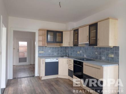. | Pronájem bytu, 3+1, 95 m²
