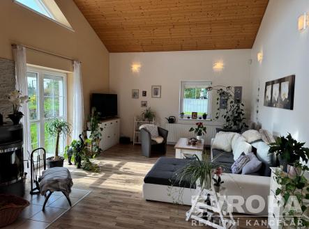 . | Prodej - dům/vila, 181 m²