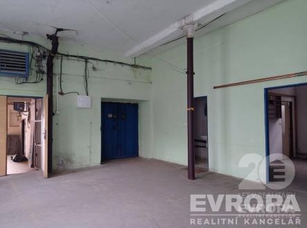 . | Pronájem - výrobní prostor, 220 m²