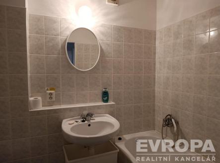 . | Pronájem bytu, 1+1, 34 m²