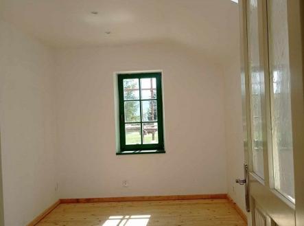 . | Pronájem bytu, atypický, 46 m²