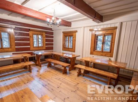 . | Prodej - dům/vila, 279 m²