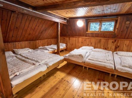 . | Prodej - dům/vila, 279 m²