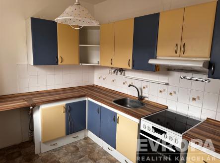 . | Pronájem bytu, 4+1, 86 m²