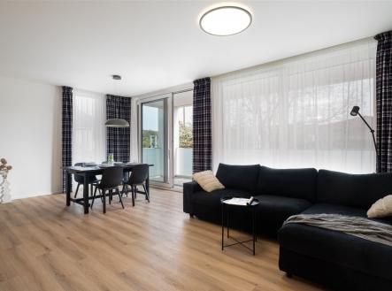 Obývací pokoj s kuchyňským koutem | Prodej bytu, 2+kk, 68 m²