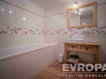 koupelna | Prodej - hotel, 200 m²